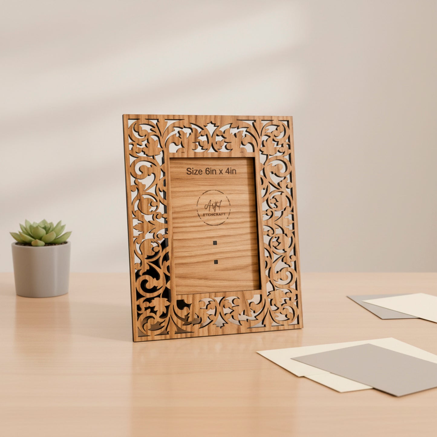 Laser-Cut Wooden Filigree Photo Frame (6x4") - Handcrafted Oak Wood Picture Frame